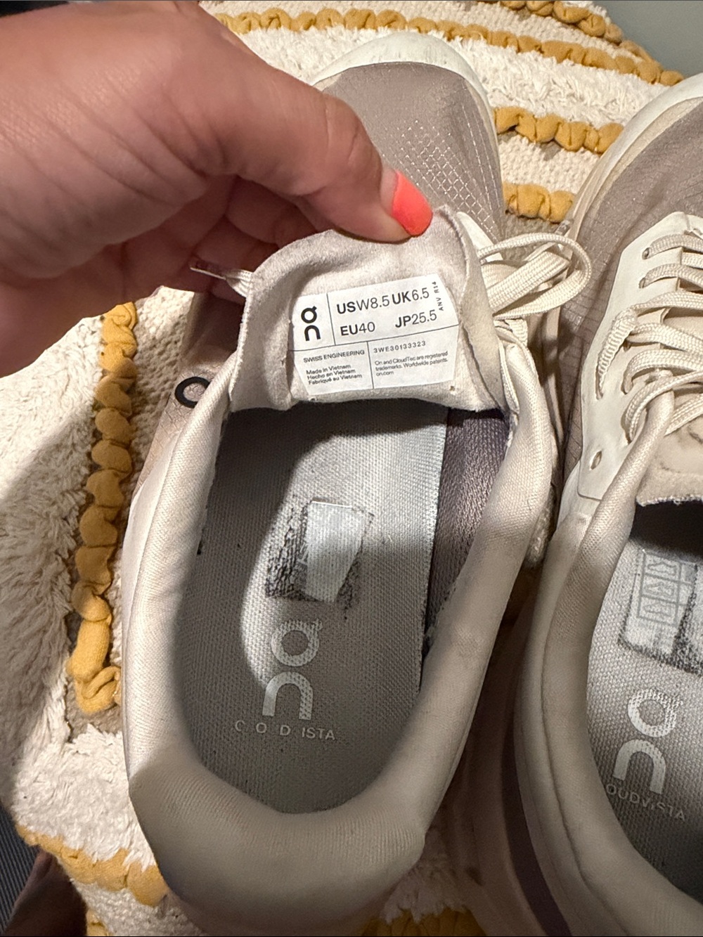 On Running Women's Cloud Stratus Sneakers in Light Gray - Picture 3 of 4